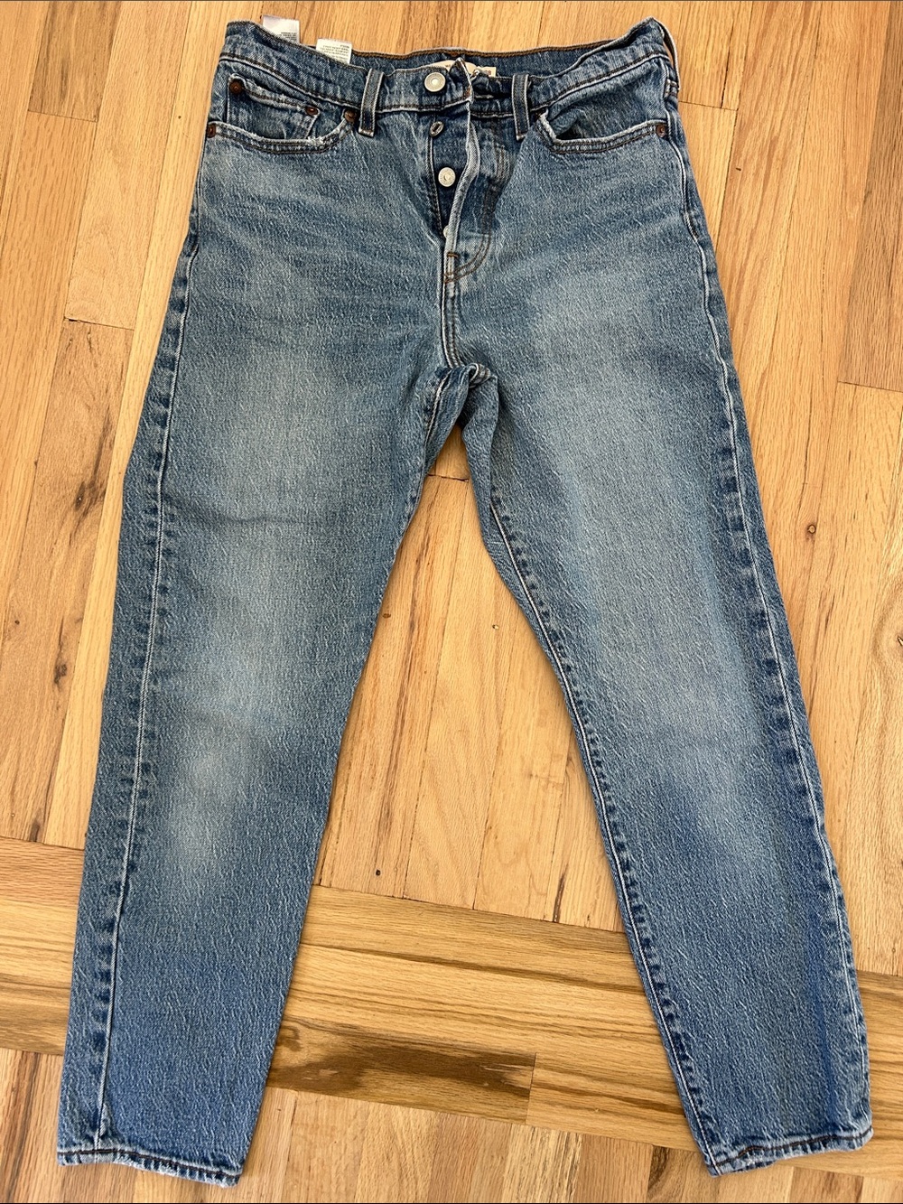 Levi Wedgie size 28